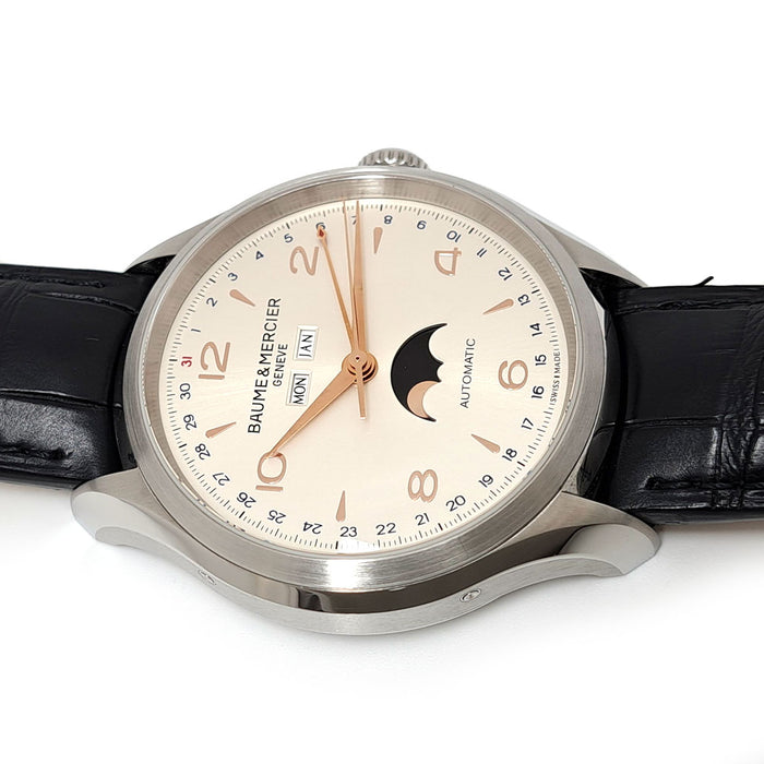Baume & Mercier 
クリフトン トリプルカレンダー ムーンフェイズ