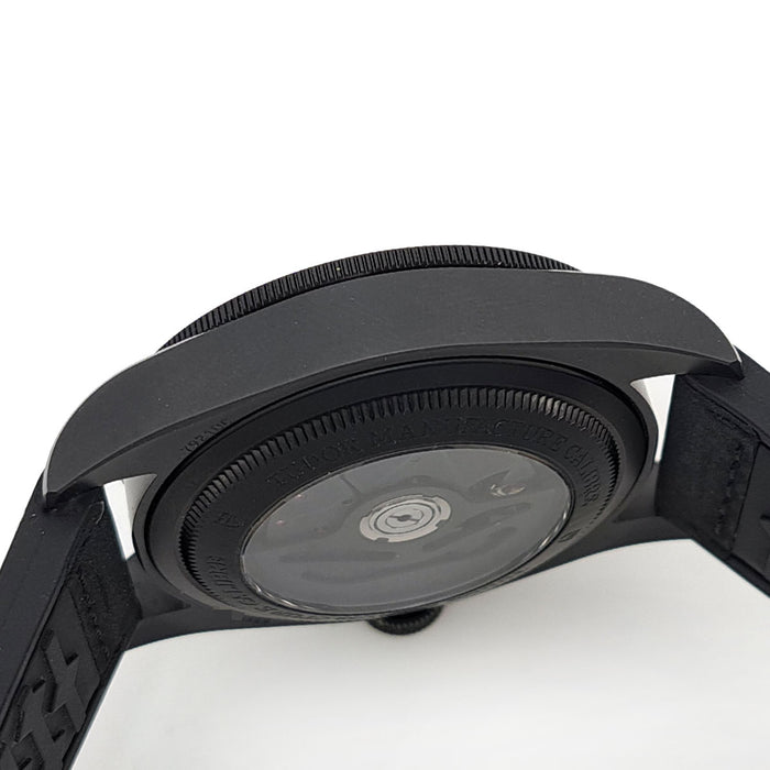 TUDOR 
ブラックベイ セラミック 
箱ギャラ付