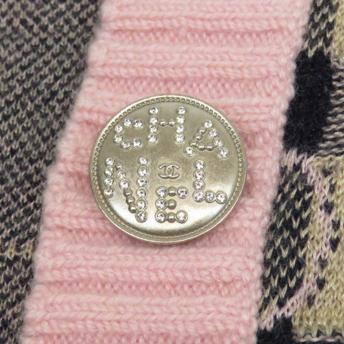 CHANEL
Logo COCO CC Coco Button Rhinestone
Coco Mark Long Sleeve Knit Cardigan