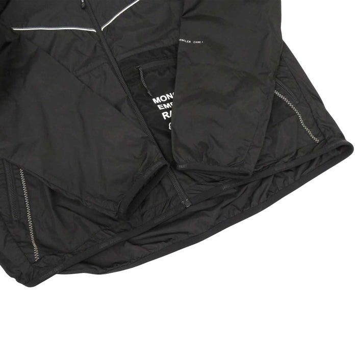 MONCLER 
FRGMT Fragment 7 Logo Felpa con Cappuccio con Zip 2021 
HUNOR Giacca in Nylon 
Moncler Genius