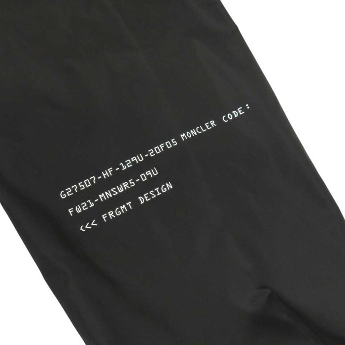 MONCLER 
FRGMT Fragment 7 Logo Felpa con Cappuccio con Zip 2021 
HUNOR Giacca in Nylon 
Moncler Genius