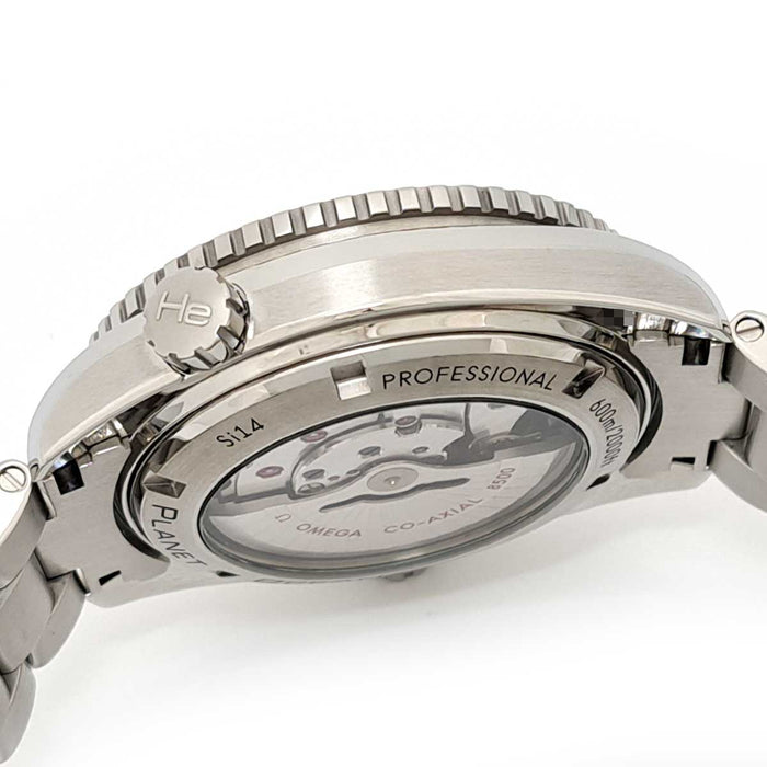 OMEGA 
Seamaster Planet Ocean 600M 
Con scatola e garanzia