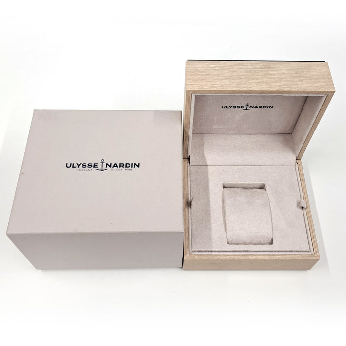 Ulysse Nardin 
マリーン トルピユール 
箱付