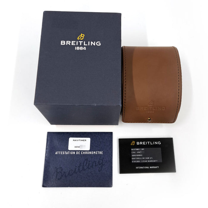 BREITLING
Chronographe Navitimer Édition Swissair
Avec boîte et garantie