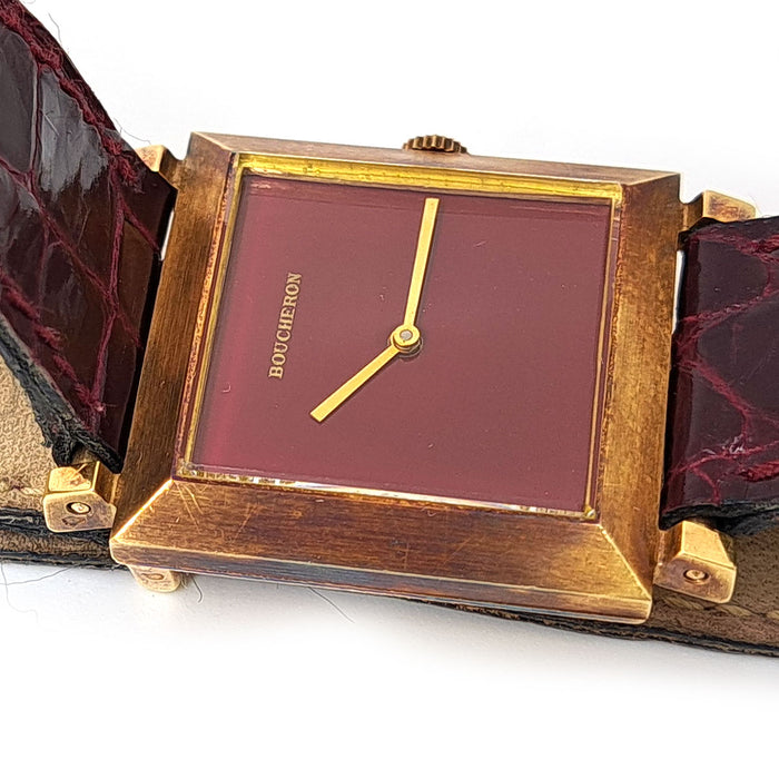 Boucheron 
スクエア ボルドーダイヤル 
箱付