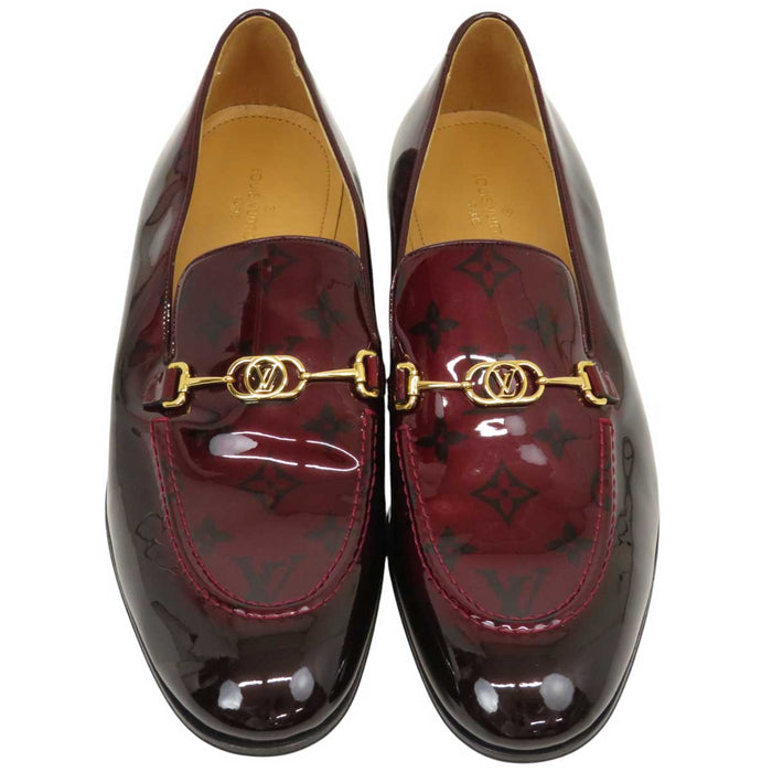 LOUIS VUITTON 
LVサークル ロゴ パテトントレザー 
クラブ ライン ローファー 
モノグラム