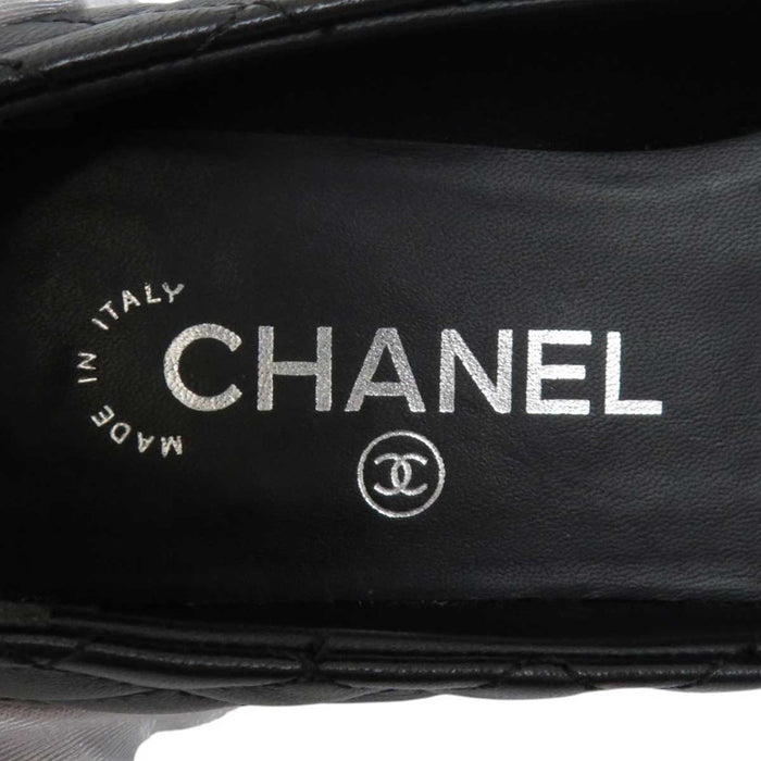 CHANEL 
COCO CC ロゴ レザー ラウンドトゥ 
ココマーク マトラッセ バレエシューズ