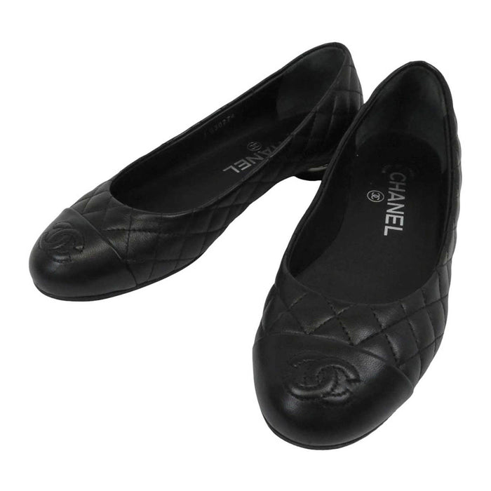 CHANEL 
COCO CC ロゴ レザー ラウンドトゥ 
ココマーク マトラッセ バレエシューズ