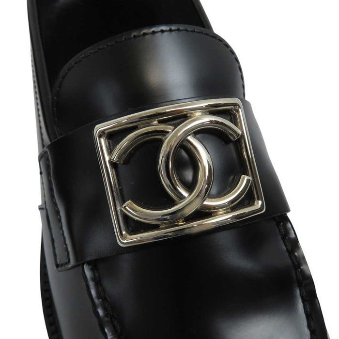 CHANEL 
COCO CC ロゴ レザー 
ココマーク ローファー