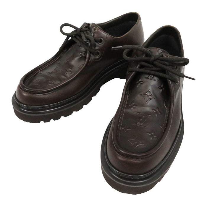 LOUIS VUITTON 
LV lacets cuir 
ligne Ranger Monogramme chaussures derby 
Monogramme