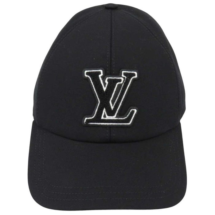 LOUIS VUITTON 
ロゴ 刺繍 
LV シグネチャー キャップ