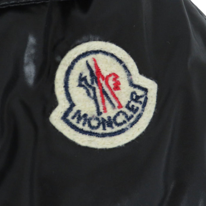 MONCLER 
ワッペン ナイロン 
MAYA マヤ ダウンジャケット