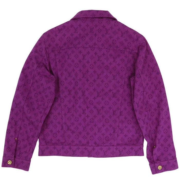 LOUIS VUITTON
LV logo all-over pattern
Monogram denim jacket