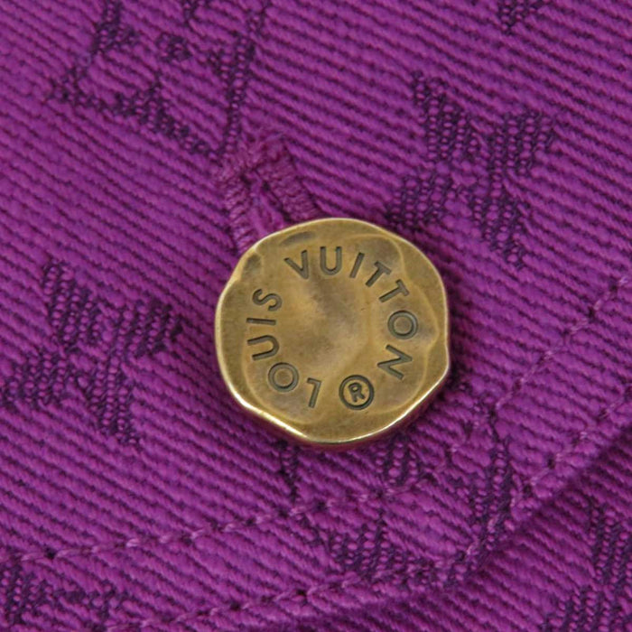 LOUIS VUITTON 
LV logo motivo completo 
giacca di jeans monogramma