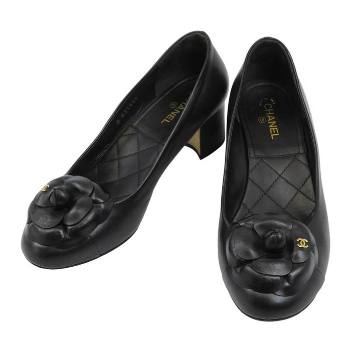CHANEL 
COCO CC ロゴ ゴールドカラー金具 
ココマーク カメリア レザー パンプス