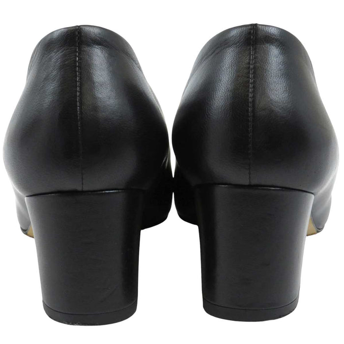 CHANEL 
COCO CC ロゴ ゴールドカラー金具 
ココマーク カメリア レザー パンプス