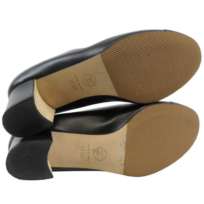 CHANEL 
COCO CC ロゴ ゴールドカラー金具 
ココマーク カメリア レザー パンプス