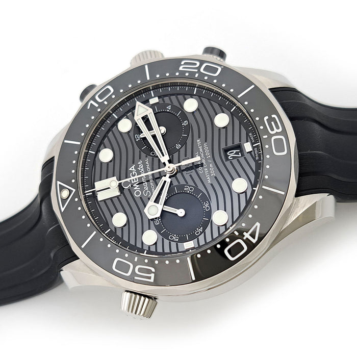 OMEGA 
Seamaster Diver 300m Cronografo 
Con scatola e garanzia