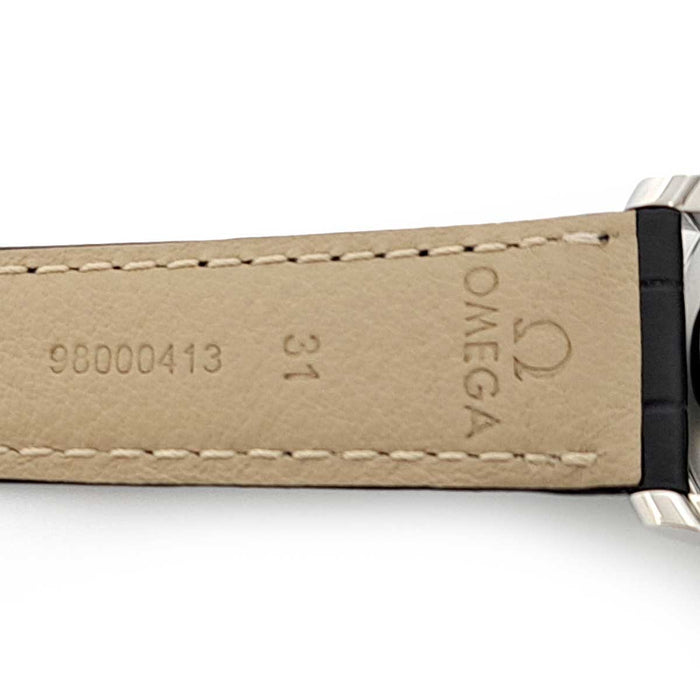 OMEGA
De Ville Prestige
With box and warranty card