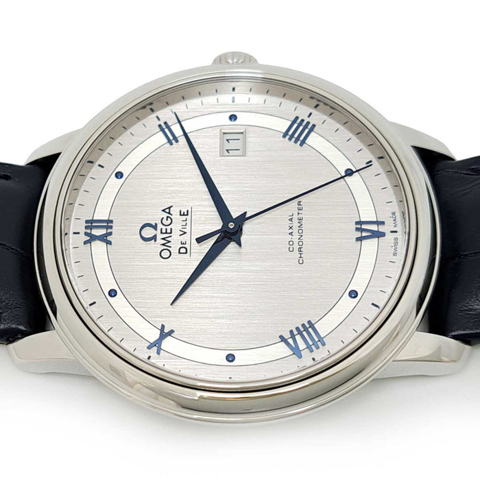 OMEGA
De Ville Prestige
Avec boîte et garantie