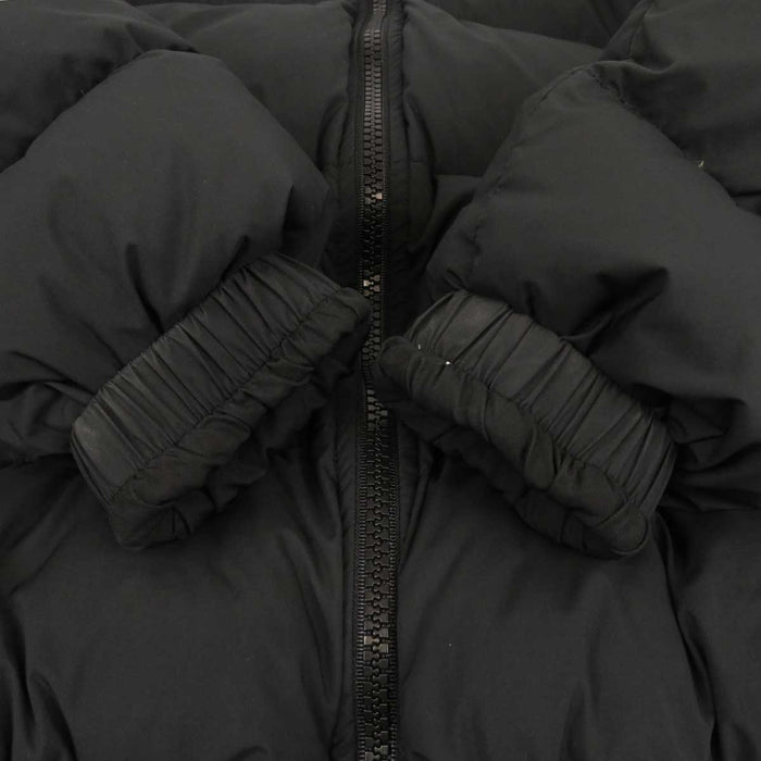 Pyrenex 
ワッペン 
ダウンジャケット