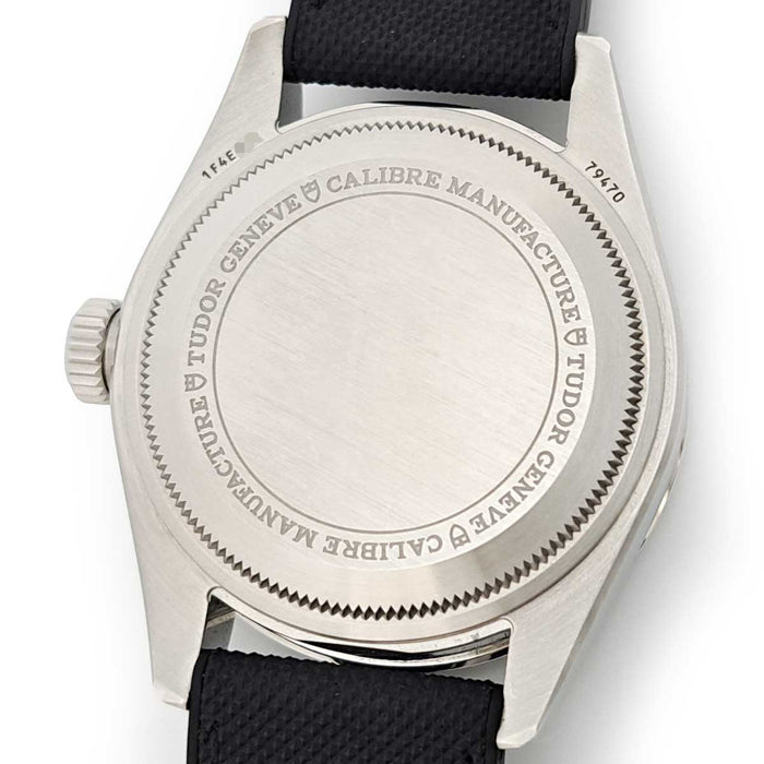 TUDOR 
Black Bay Pro 
con scatola e garanzia