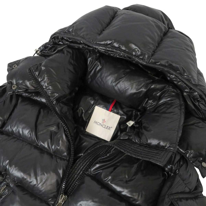 MONCLER 
ワッペン ナイロン ロゴ 
FUSTET ダウンジャケット