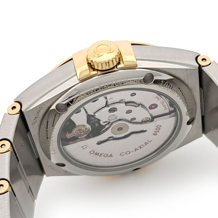 OMEGA 
Costellazione Co-Axial 
Con scatola e garanzia