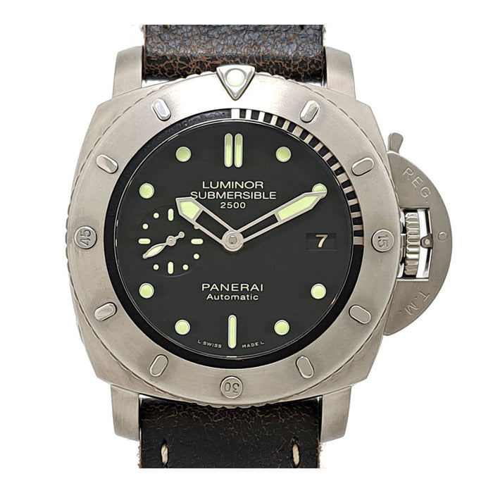 OFFICINE PANERAI
Luminor Submersible 1950 2500M FULLSET
With box and warranty card