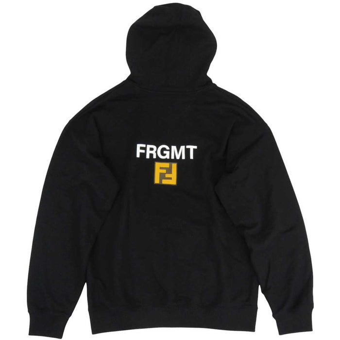 FENDI 
フラグメント ポケモン スウェット フーディ 
FRAGMENT POKEMON コラボ カイリュー パーカー