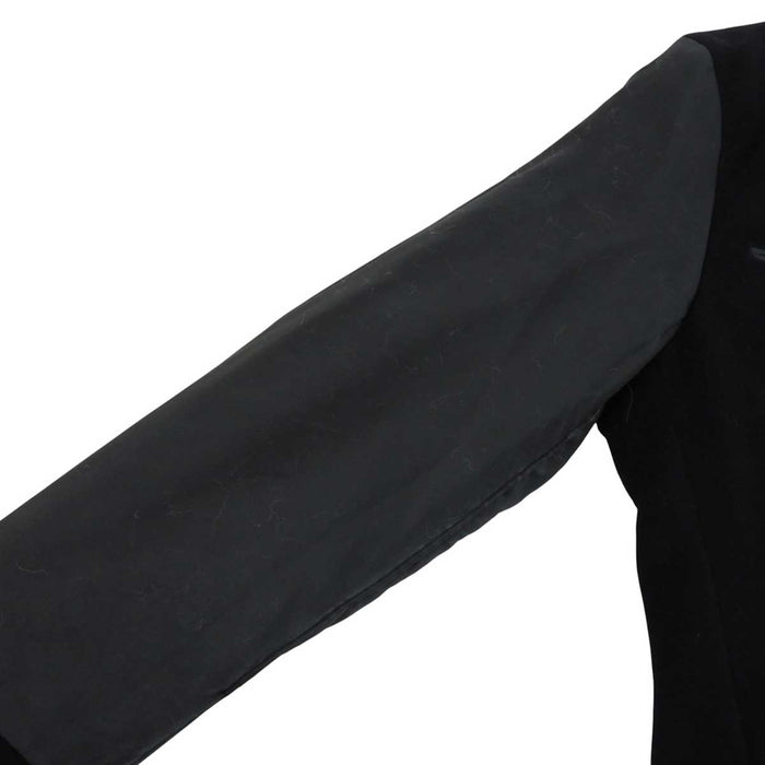 PRADA
Logo réversible nylon laine cachemire
Manteau Chester à l'envers