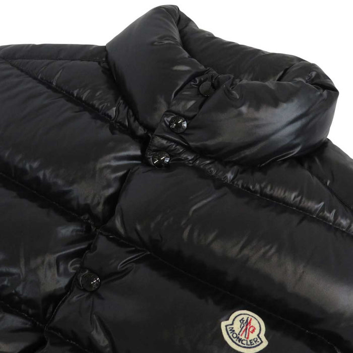 MONCLER 
ワッペン ナイロン 
TIB GILET チブ ジレ ダウンベスト