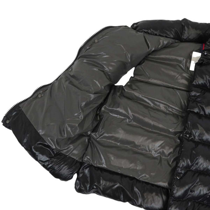 MONCLER 
ワッペン ナイロン 
TIB GILET チブ ジレ ダウンベスト