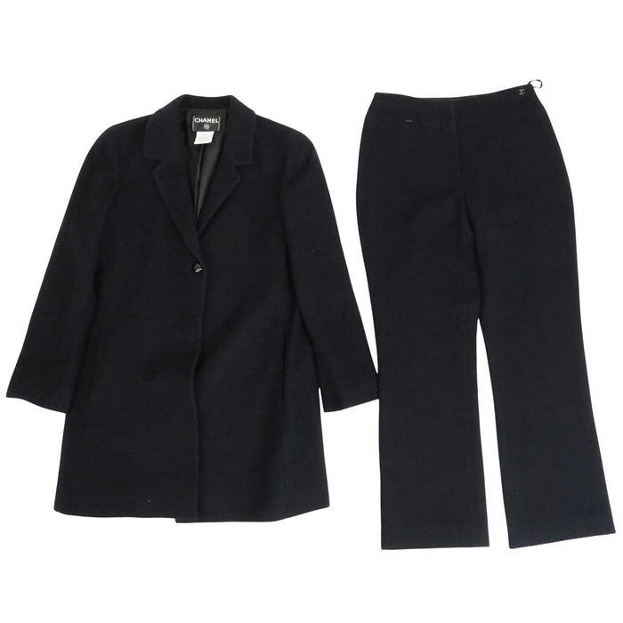 CHANEL 
00A COCO CC ココボタン ロゴ 
ココマーク カシミヤ セットアップ