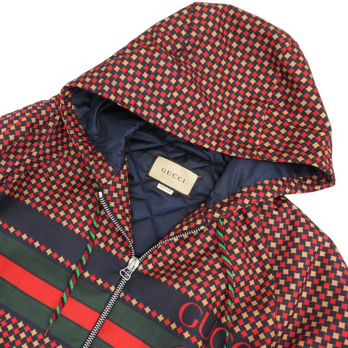 GUCCI 
2023年 ウェズストライプ シェリーライン 総柄 ロゴ 
インターロッキングG 中綿 ジャケット