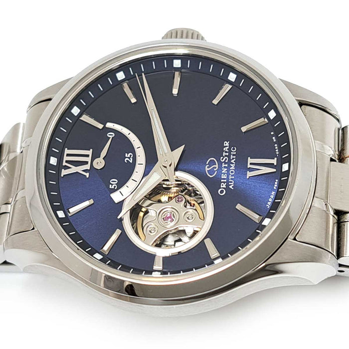 ORIENT
Orient Star Semi-Skeleton Power Reserve
With Warranty Card