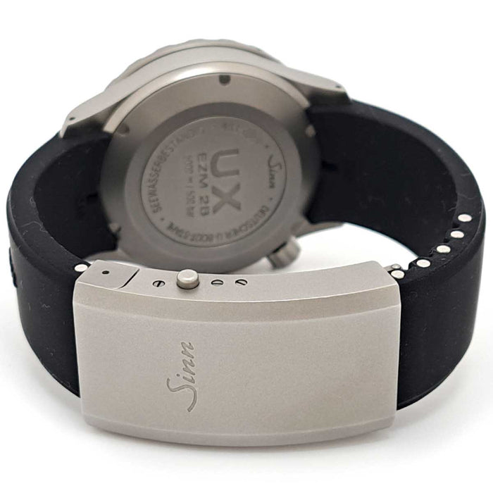 Sinn 
UX.GSG9 HYDRO 5000M Unité spéciale de la police fédérale allemande 
Avec boîte et garantie