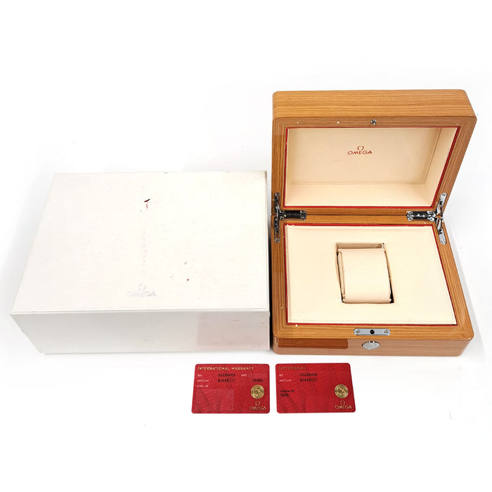 OMEGA 
スピードマスター デイデイト 
箱ギャラ付