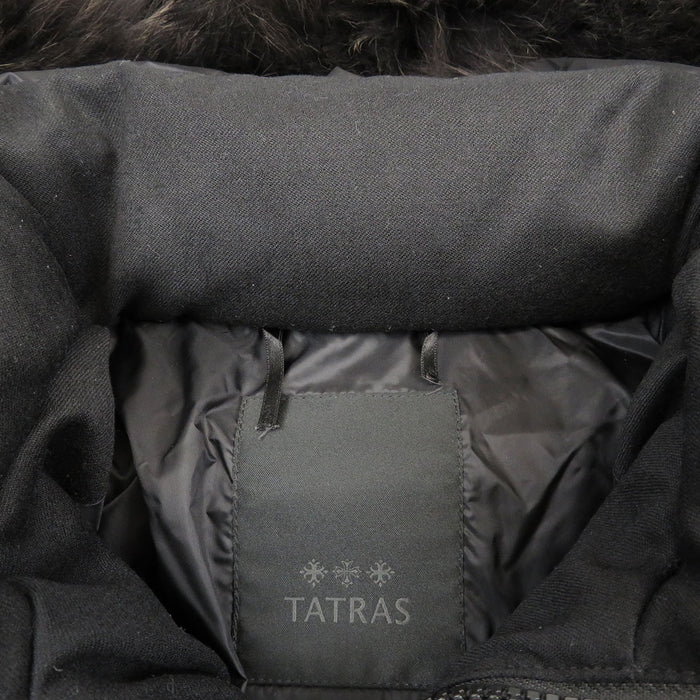 TATRAS 
ロゴワッペン ミドル丈 ウール 
LAVIANA ラヴィアナ ファー付き ダウンコート