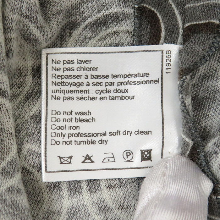 CHANEL 
COCO CC ハイネック ショールカラー 01A 
ロゴ 総柄 ウール ワンピース