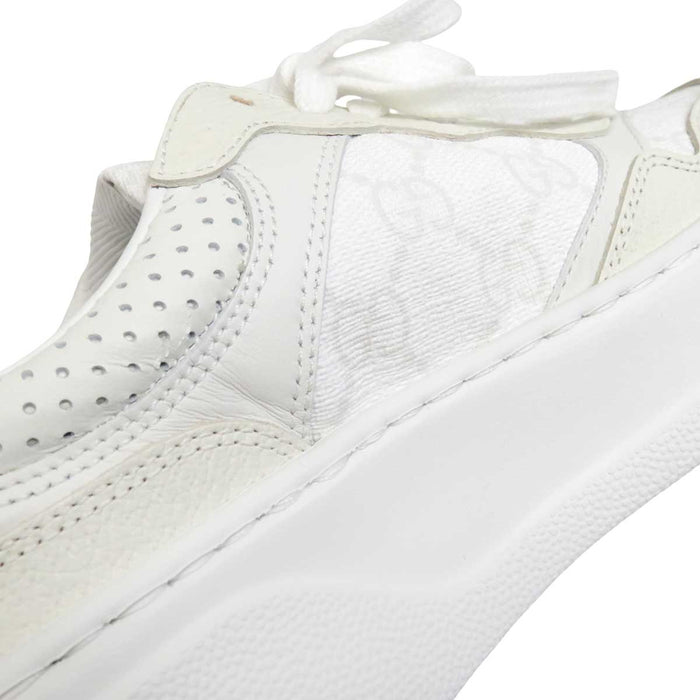 GUCCI
Logo Interlocking G
Sneakers GG Supreme