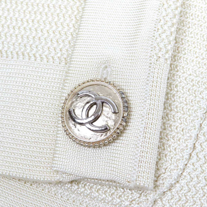CHANEL 
COCO CC bottone colore oro chiaro metallo colore argento 
marchio Coco giacca di maglia