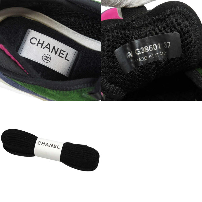 CHANEL 
COCO CC ロゴ マトラッセ 21K ライトゴールドカラー金具 
ココマーク スニーカー