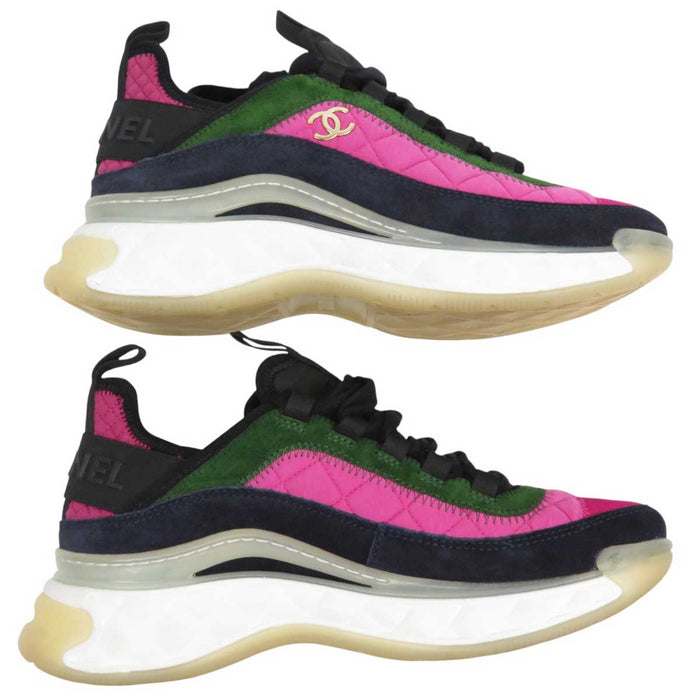 CHANEL 
COCO CC ロゴ マトラッセ 21K ライトゴールドカラー金具 
ココマーク スニーカー