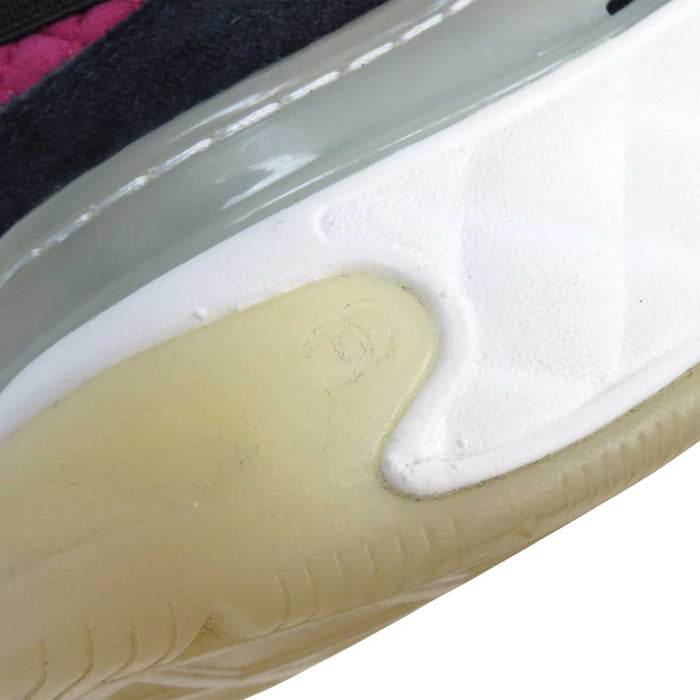 CHANEL 
COCO CC ロゴ マトラッセ 21K ライトゴールドカラー金具 
ココマーク スニーカー