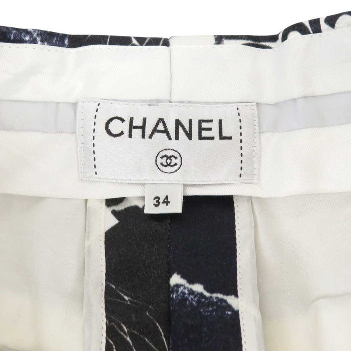 CHANEL 
Logo CC COCO Cotone Viscosa Bottone Coco 
Marchio Coco Camelia Pantaloni