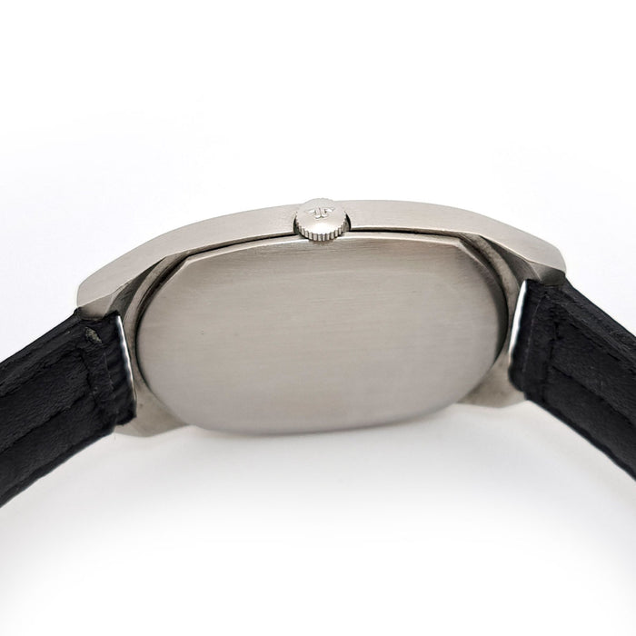 JAEGER-LECOULTRE 
復古酒桶型 cal.818