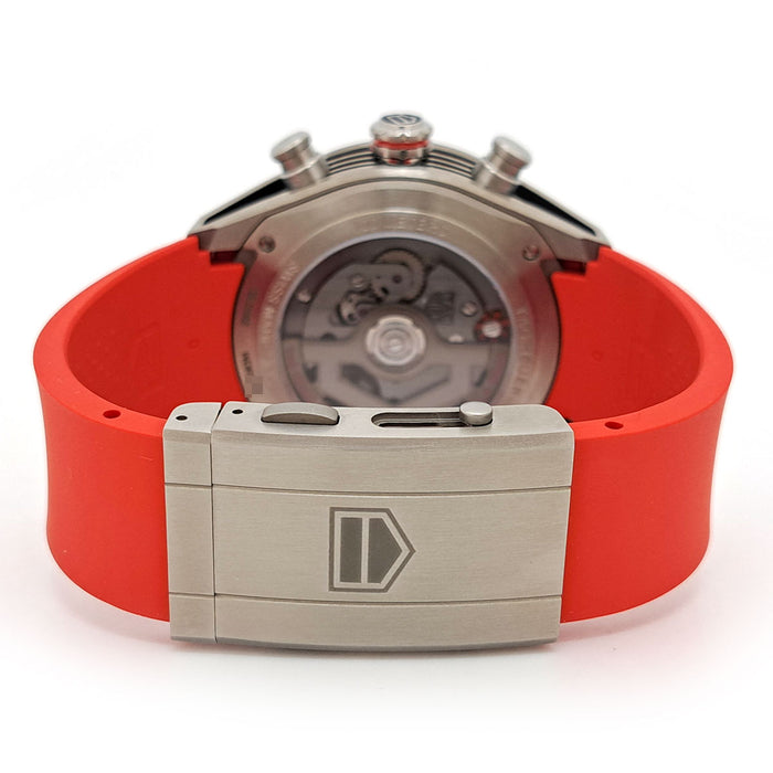 TAG HEUER
Carrera Chronographe Sport Extrême
Avec boîte et garantie