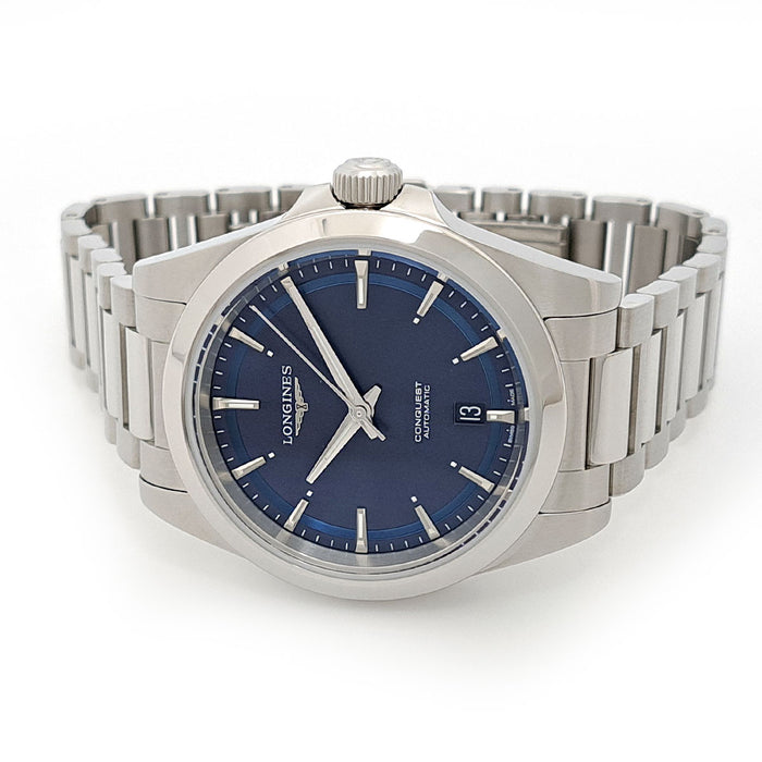 LONGINES 
Conquest Blue 
With box and warranty card