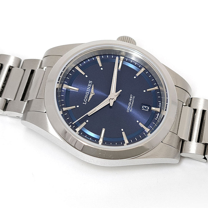 LONGINES 
Conquest Blue 
With box and warranty card